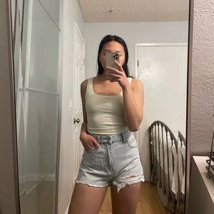 ROLLAS X URBAN OUTFITTERS LIGHT WASH DISTRESSED DENIM SHORTS